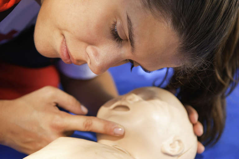 IFPES formations Petite Enfance et services Bourgoin-Jallieu